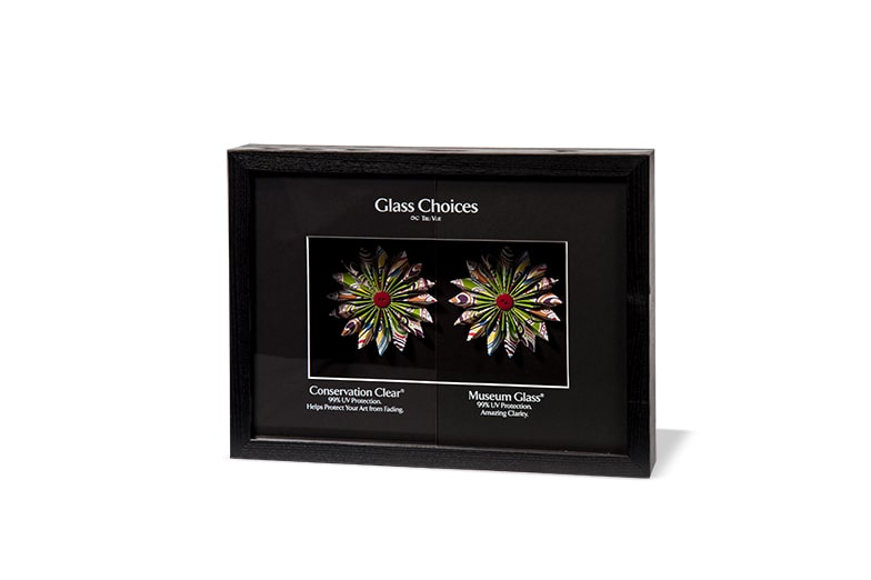 Eine Aufnahme eines Vergleichs von einer TruVue Museum Acrylic mit Floatglas