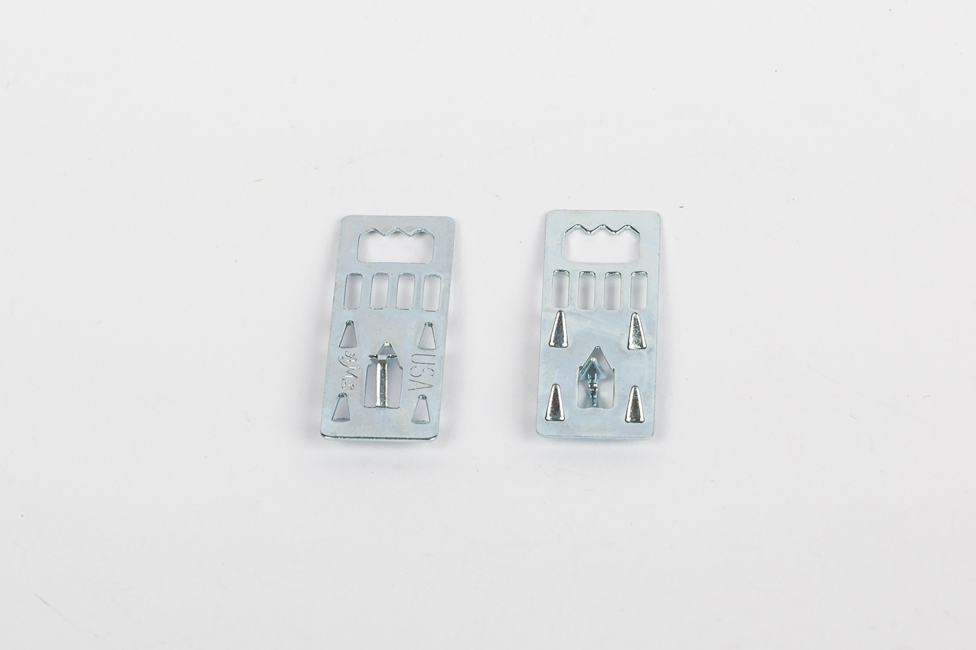 Metallaufhänger für Leichtschaumplatten, ohne Scharnier